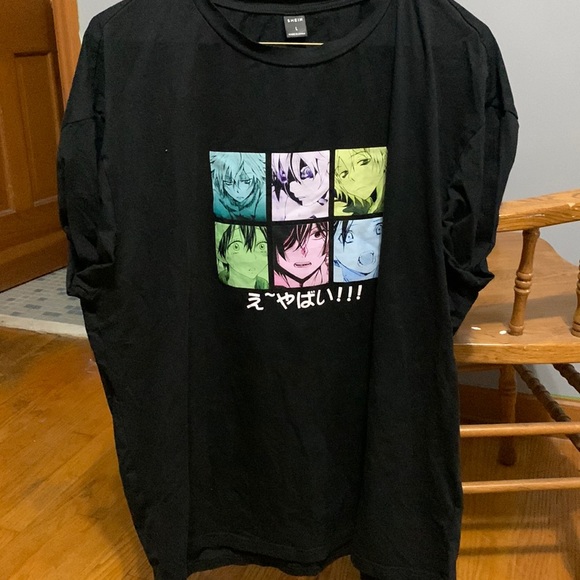 Anime T-Shirt - Picture 1 of 3